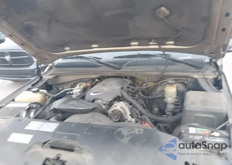 2002 Chevrolet Silverado 1500 Ls z USA, uszkodzony, nr VIN 2GCEC19T121118405